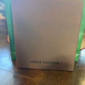 Louis Vuitton Elegant Brown Gift Box